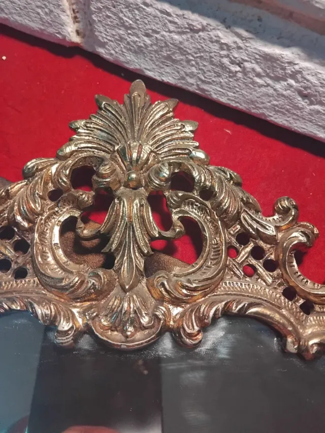 ANTIGUO ESPEJO DE MESA.
