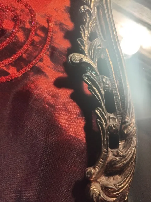 ANTIGUO ESPEJO DE MESA.