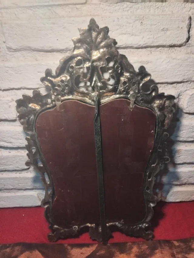 ANTIGUO ESPEJO DE MESA.