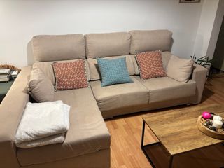 Sofá chaiselongue beige