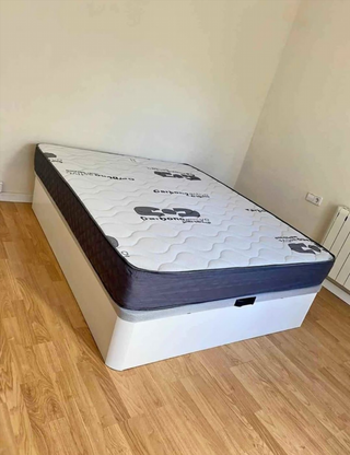 LIQUIDACIÓN EN Canapés abatibles y colchones