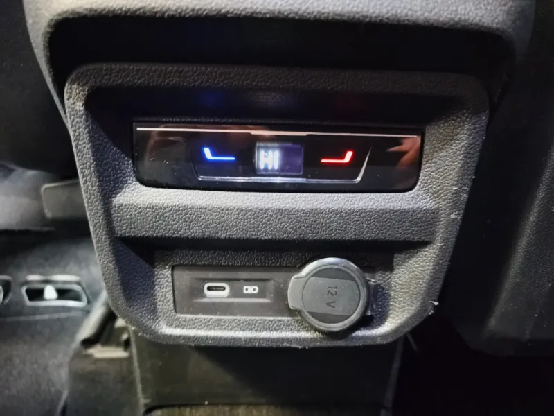 SEAT Tarraco 2022, foto 11