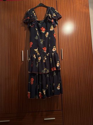 Traje Flamenca Rociero Negro y Rojo