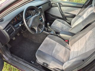 Toyota Carina 2.0 GLi Gasolina