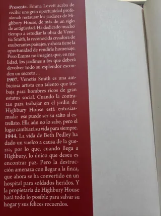 Libro "El jardín suspendido en el tiempo"