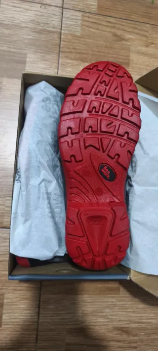 3 Zapatos de seguridad Be work gris y rojo talla