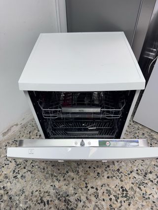 Lavavajillas AEG con garantía y transporte