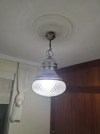 Lámpara de araña negra y dorada se puede negociar