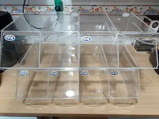 Dos Expositores Metacrilato para Chuches 52*32*17