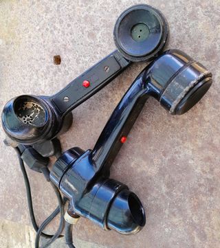 Teléfonos de campaña antiguos