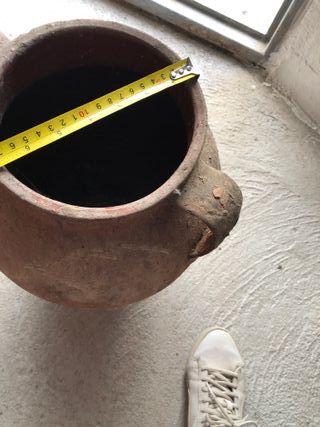 Jarra y 3 cántaros de barro