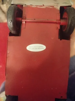 Coche Mini de Metal Rojo y Blanco