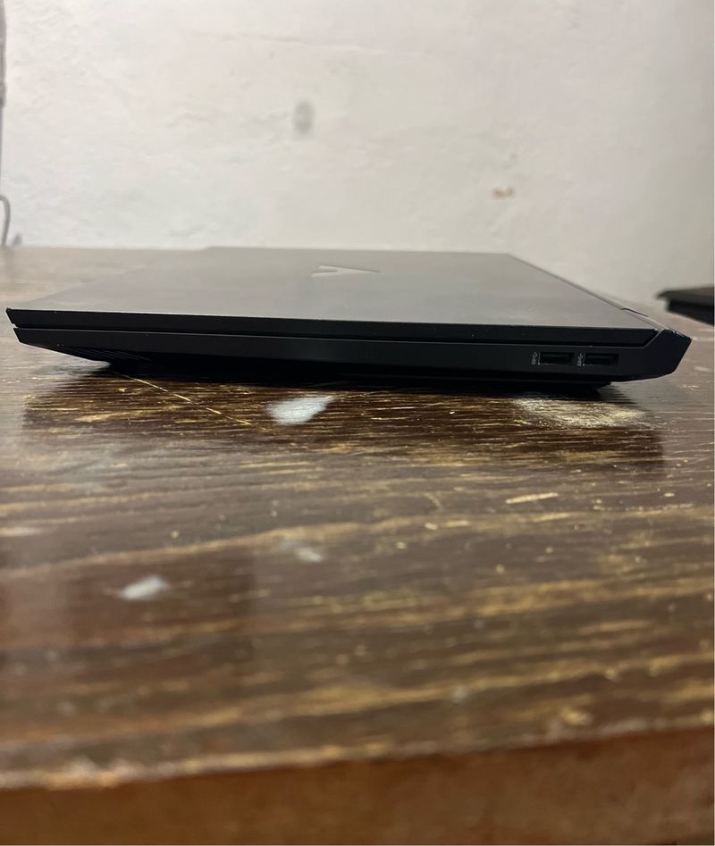 HP Victus 16 Ryzen 7 RTX 3050Ti + EXTRAS afbeelding 2