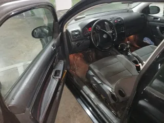 Volkswagen Golf 2006