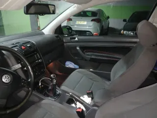 Volkswagen Golf 2006