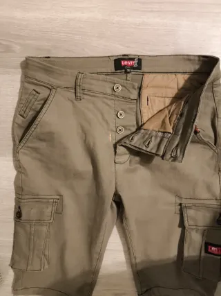 Bermudas Levi's Talla 32 Beige.cintura 84cm.