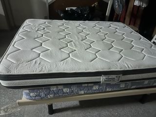 Colchón Matrimonio Dupen 135x190 en buen estado