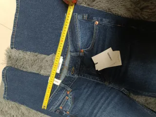 Pantalón vaquero campana azul nuevo