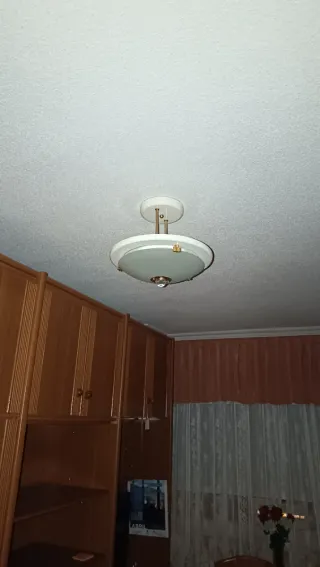 Tre plafoniere in vetro e metallo