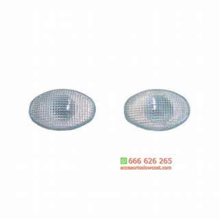 INTERMITENTES LATERALES. COLOR BLANCO