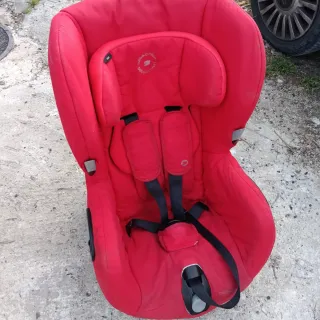 Seggiolino auto Bébé Confort rosso