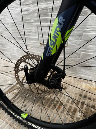 Bici Eléctrica MTB Rockrider E-ST 100