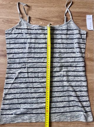 Top tirantes gris con lentejuelas Talla S