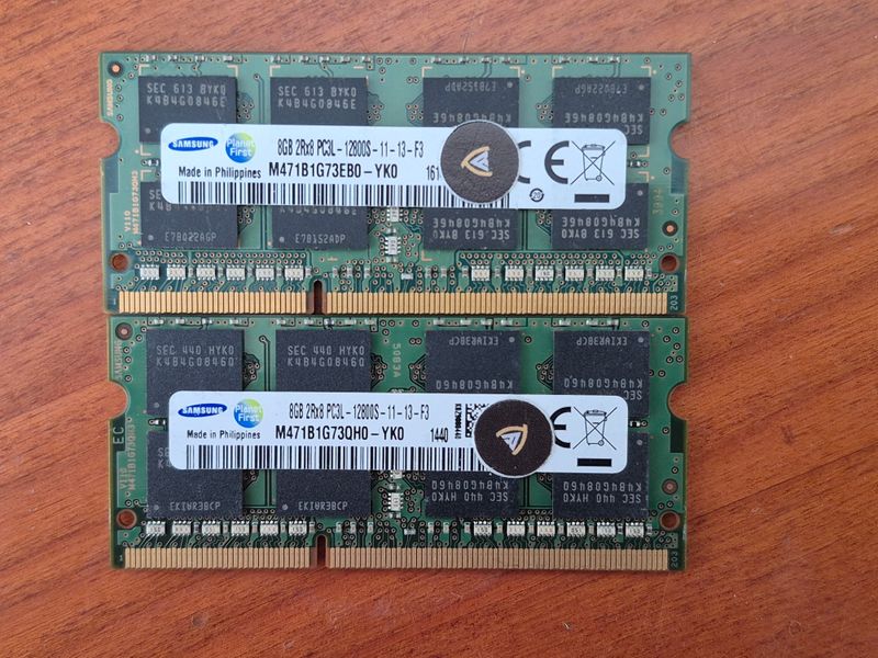 2x 8GB DDR3L Samsung 1600MHz RAM