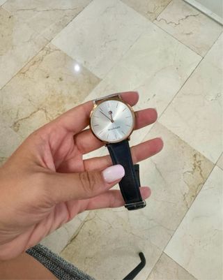 Reloj Tommy Hilfiger Dorado y azul marino