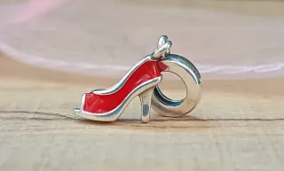 Charm Colgante | Zapato tacón rojo