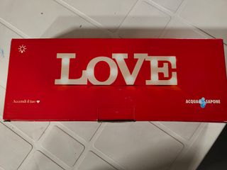 Lampada scritta LOVE bianca