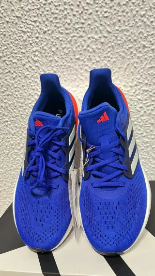 Adidas Pureboost 23 . Talla 42 2/3