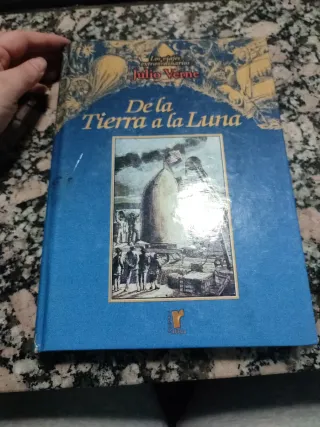 De la tierra a la luna