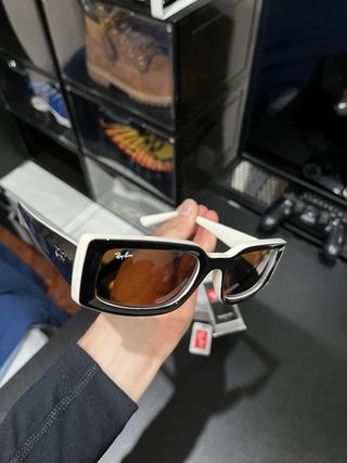 Gafas de Sol Ray-Ban Negras y Blancas kiliane