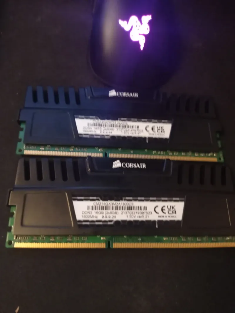 Kit RAM Corsair DDR3 16GB (2x8GB) 1600MHz C9 afbeelding 2