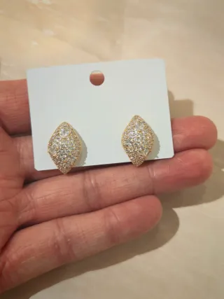 Orecchini foglia pavé zircone