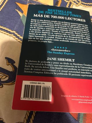 Una familia casi perfecta