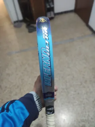 Pala de pádel Dunlop Inferno Ultra Soft