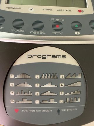 Bicicleta Estática Gris y Negra