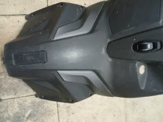 Contraescudo SYM Jet Plástico Frontal Interior