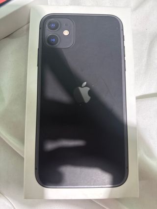 Caja iPhone 11 Negra