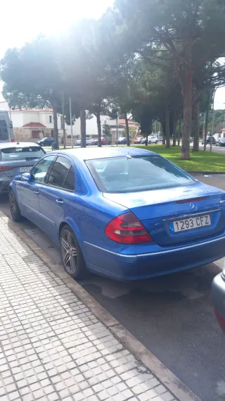 Mercedes-Benz Clase E320 año 2003 w 211