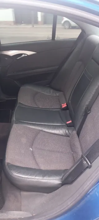 Mercedes-Benz Clase E320 año 2003 w 211