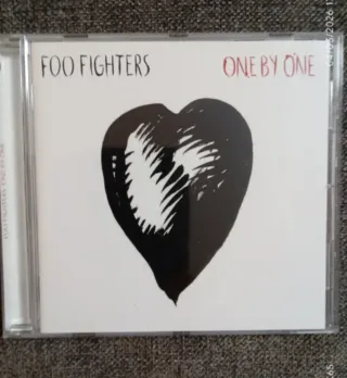 CD Foo Fighters One by One
