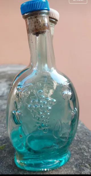 2 bottigliette in vetro blu