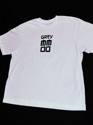 Camiseta oversize con estampado original