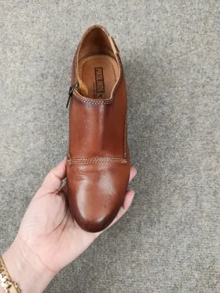 Zapatos de piel marrones Pikolinos