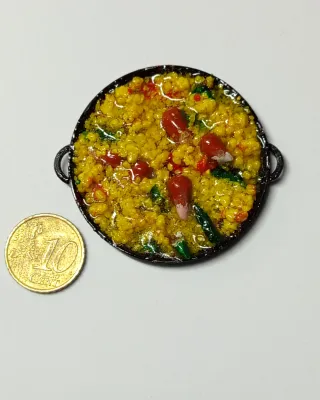 Paella in miniatura