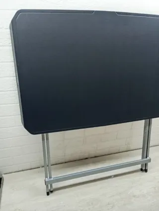 Mesa Auxiliar Plegable Negra Lifetime