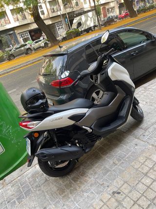 Yamaha Nmax 125 Scooter Automática